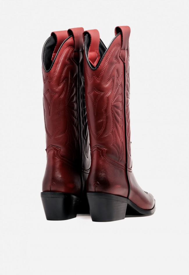 Bota cowboy mujer GLO Arizona de piel burdeos – carácter western y estilo tendencia