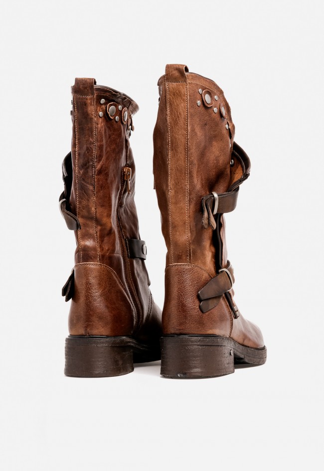 Bota biker mujer GLO Venezia 36004 de piel color cuero – carácter urbano y estilo atemporal