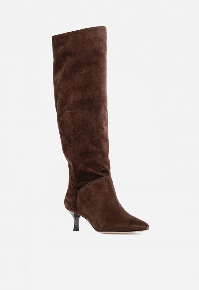 Bota alta de mujer de piel GLO Aisha 782 color moka con elegancia estilizada