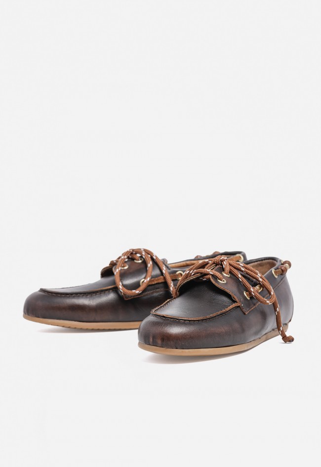 Zapato náutico GLO Franci de piel para mujer – elegancia cómoda en color marrón