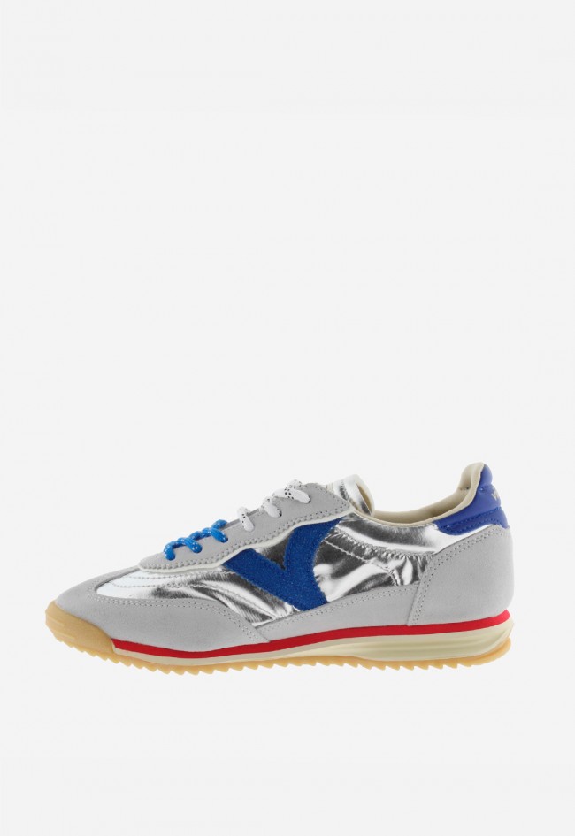 Sneakers retro Victoria Saturno para mujer metalizadas con doble cordón y suela dentada