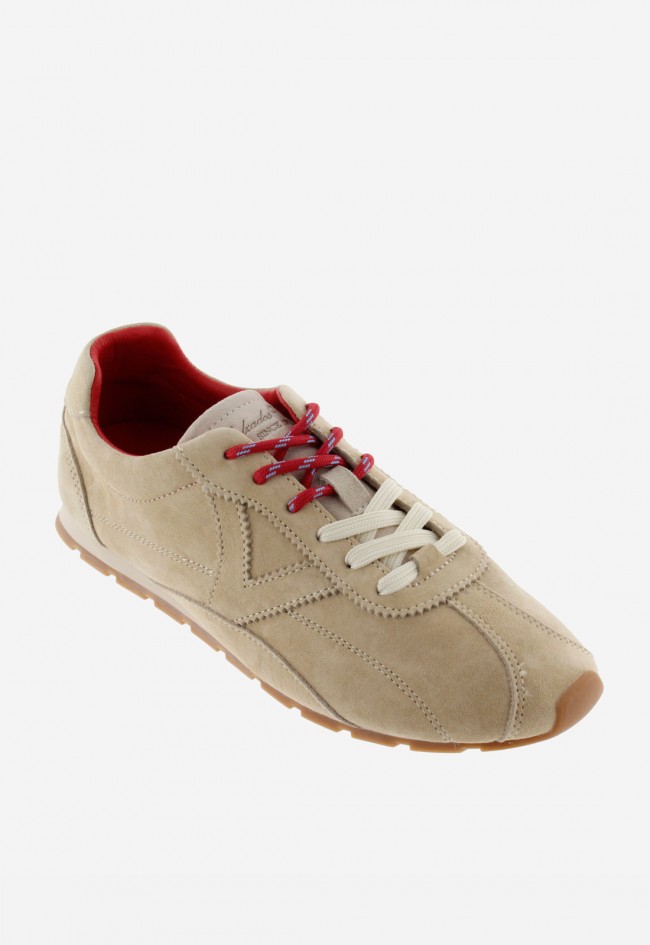 Sneakers Victoria Aster para mujer en serraje con doble cordón y suela dentada