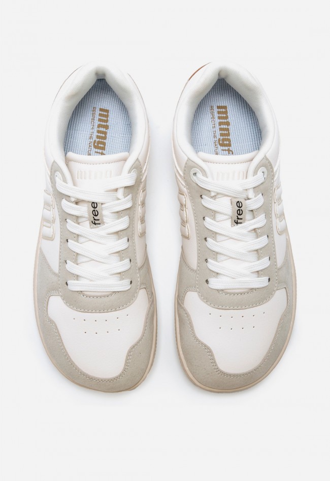 Zapatillas Mustang Free Aria mujer: minimalistas, veganas y ultra cómodas en blanco y beige