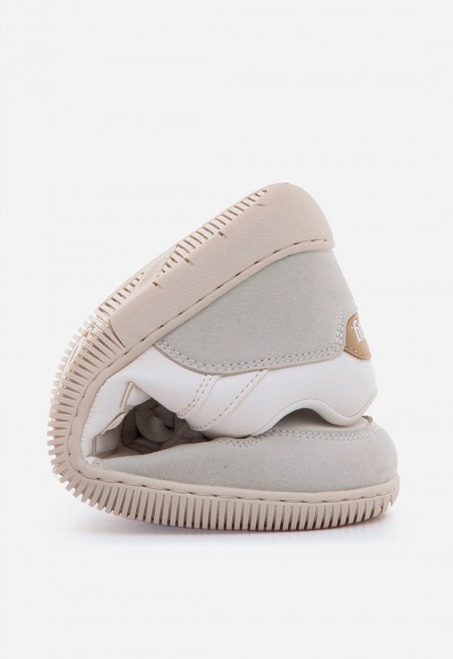Zapatillas Mustang Free Aria mujer: minimalistas, veganas y ultra cómodas en blanco y beige