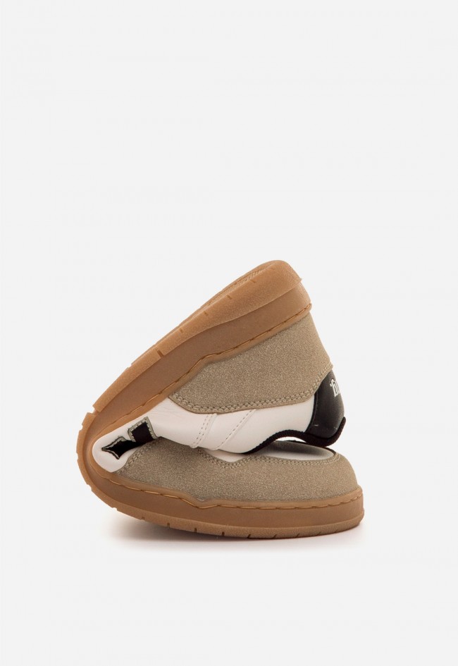 Zapatillas Mustang Free Miami hombre: minimalistas y veganas con estilo retro en blanco y crudo