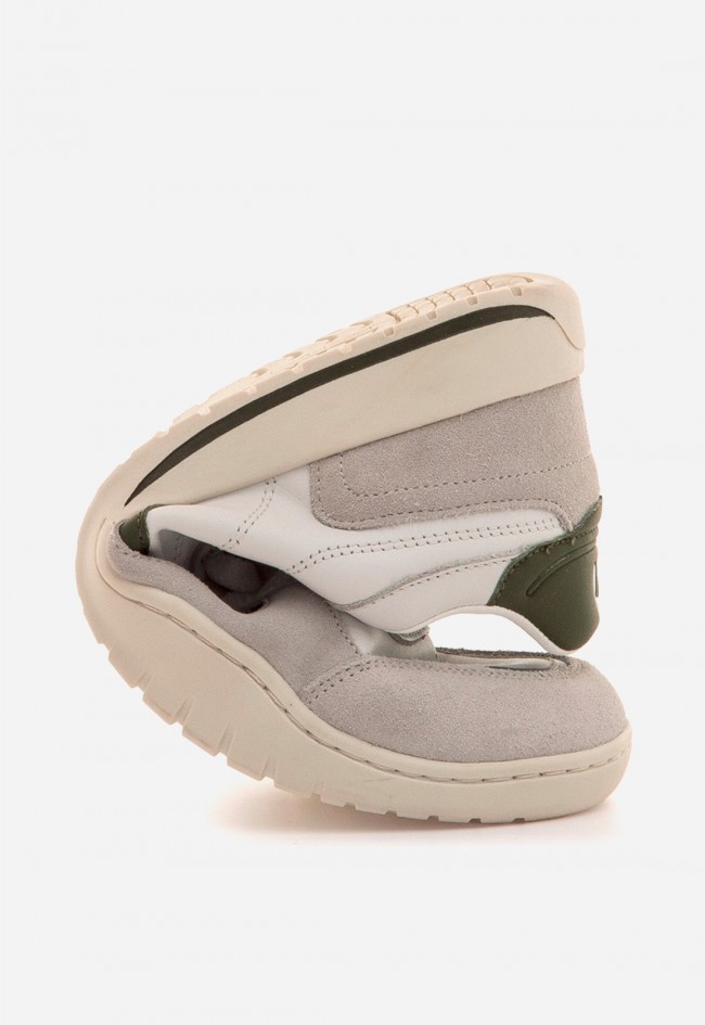 Zapatillas Mustang Free Orbit hombre: barefoot de piel en blanco roto con detalle kaki, comodidad natural
