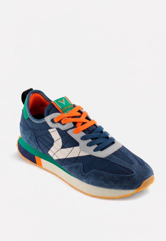 Zapatillas Victoria Bolt Sport con plantilla ergonómica y estilo retro deportivo