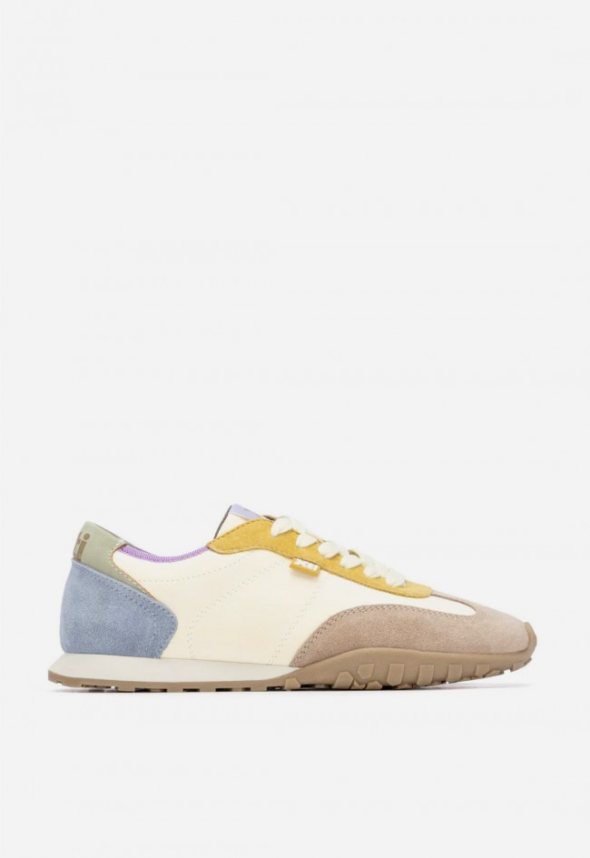 Zapatillas planas XTI 14521301 multicolor de mujer con diseño fresco y estilo casual