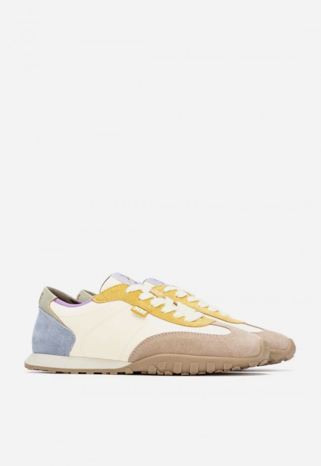 Zapatillas planas XTI 14521301 multicolor de mujer con diseño fresco y estilo casual