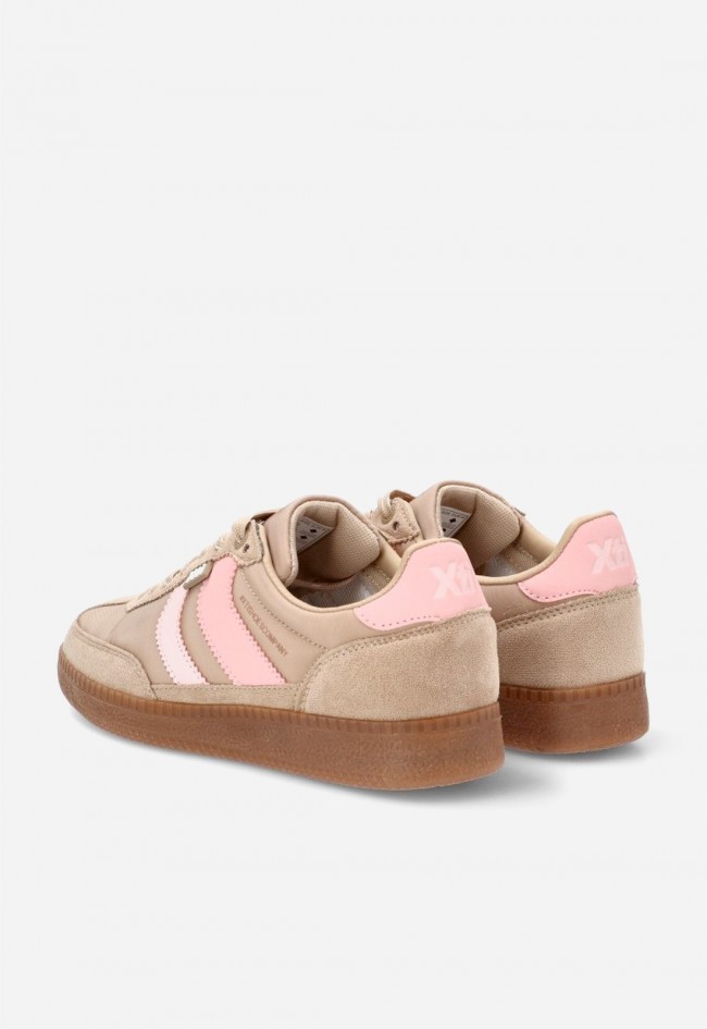 Zapatillas Xti 145052 de mujer beige con diseño deportivo casual y estilo tendencia