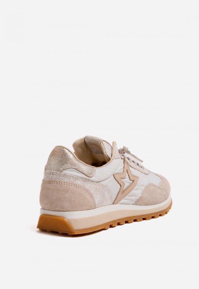 Zapatillas Cetti C-1259 de mujer en piel y textil con diseño artesanal y estilo urbano