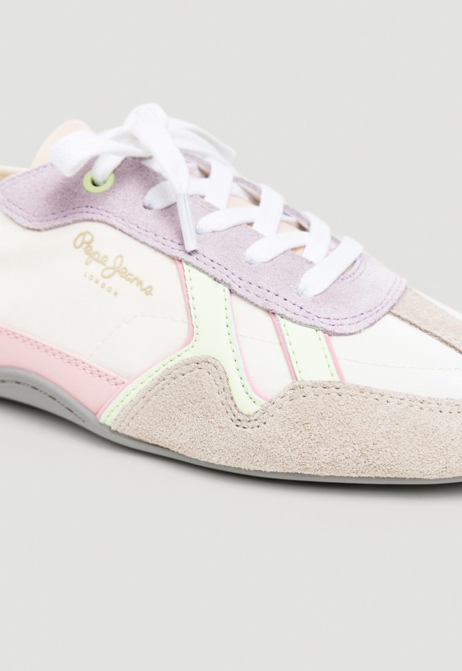 Zapatillas retro para mujer Pepe Jeans PLS600058 “Noa” – multicolor con ante y suela caramelo