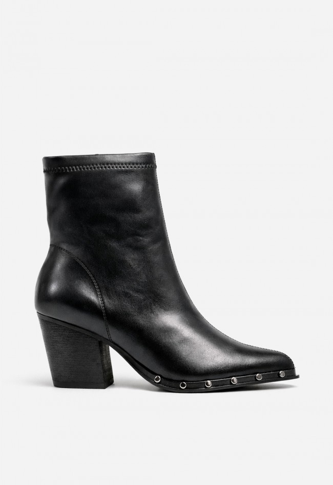 Botín cowboy mujer con tachas Niko Amore – Estilo urbano con tacón cómodo de 4 cm