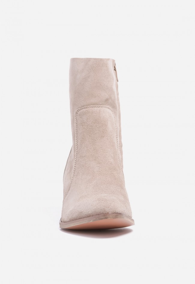 Botín cowboy de mujer en piel taupe Niko Amore 20193 – estilo campero cómodo y elegante