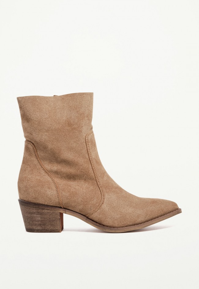 Botín cowboy de mujer en piel camel Niko Amore 20193 – estilo campero cómodo y elegante