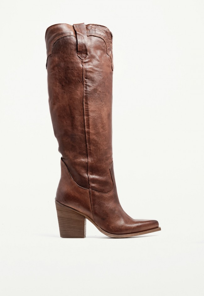 Bota cowboy alta de mujer en piel color cuero GLO Sexy – estilo western con carácter