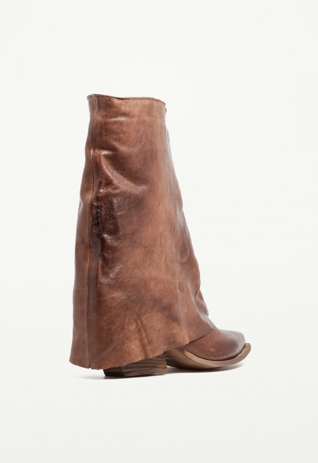 Bota cowboy de mujer en piel color cuero GLO Tex Sabry – estilo western cómodo y actual