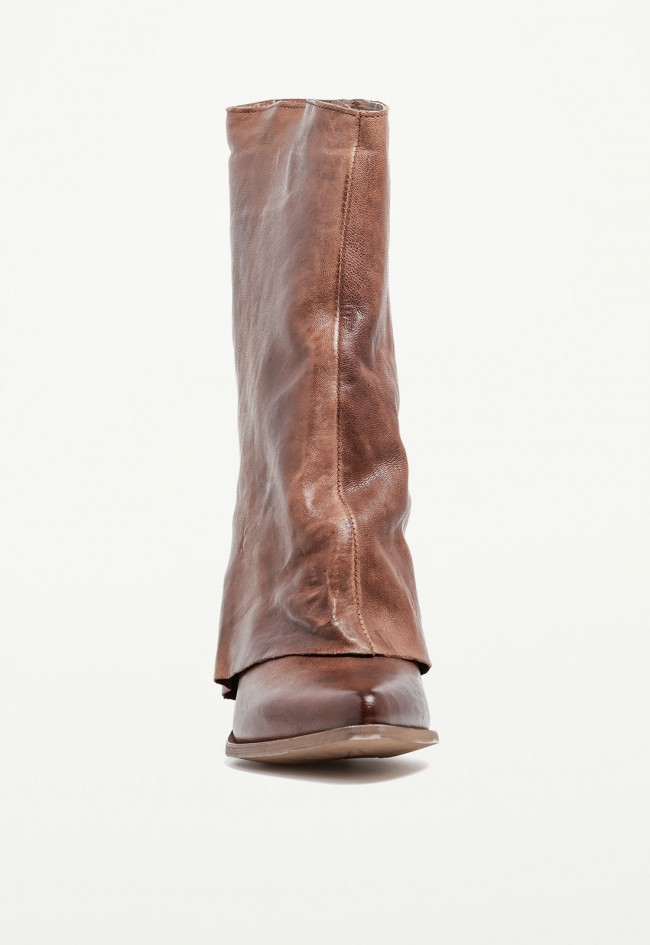 Bota cowboy de mujer en piel color cuero GLO Tex Sabry – estilo western cómodo y actual