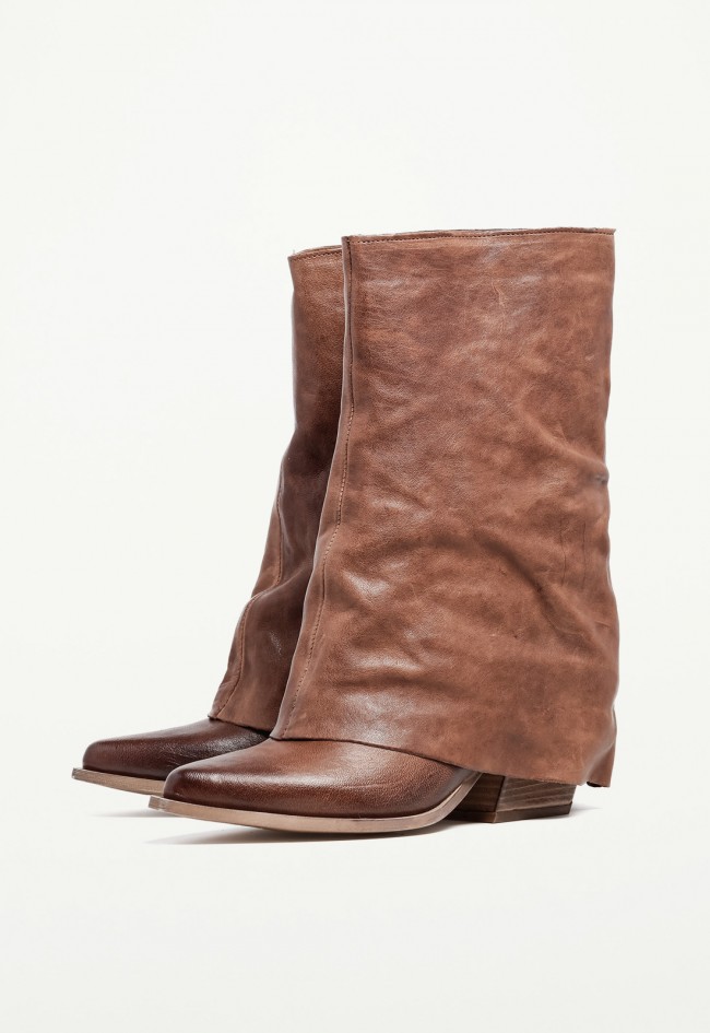 Bota cowboy de mujer en piel color cuero GLO Tex Sabry – estilo western cómodo y actual