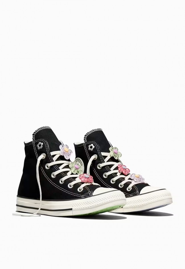 Zapatillas Converse Chuck Taylor All Star Floral Charms para mujer – icono con detalles florales
