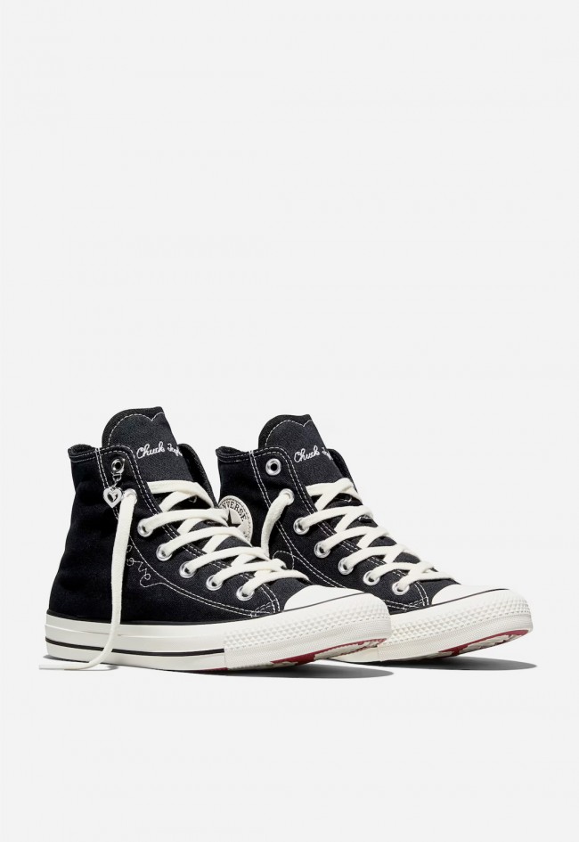 Zapatillas Converse Chuck Taylor All Star Valentine’s Day para mujer – icono con detalles de corazón