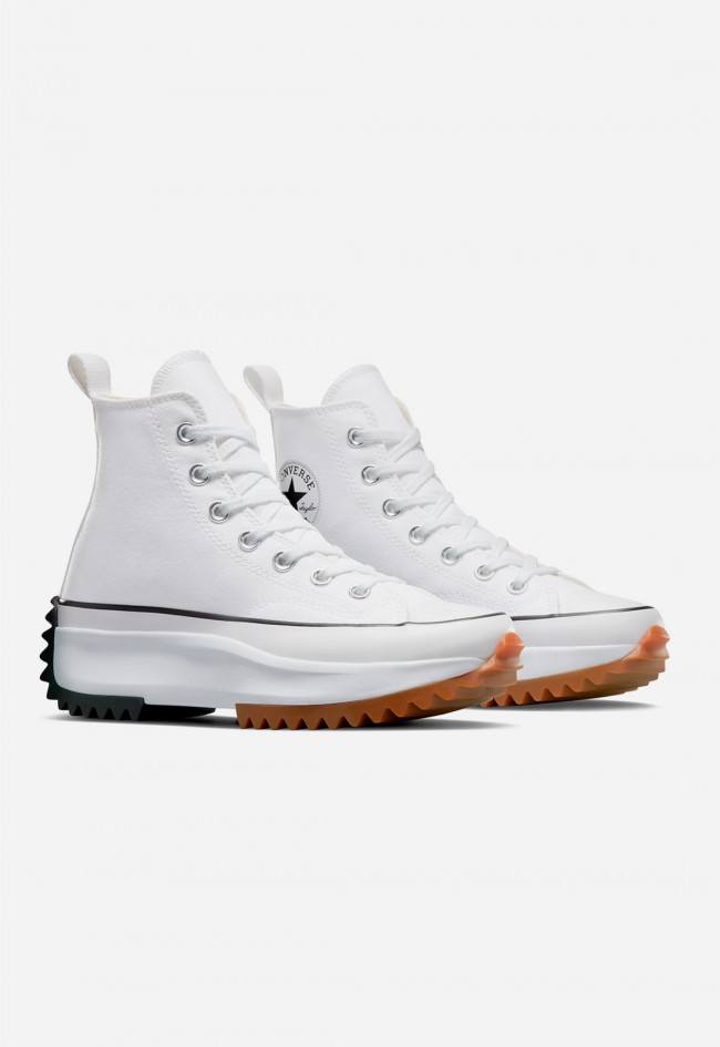 Zapatillas Converse Run Star Hike de plataforma – icono reinventado con estilo futurista