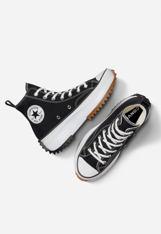Deportivo de mujer negro Converse run star hike canvas platform -black/white/gum