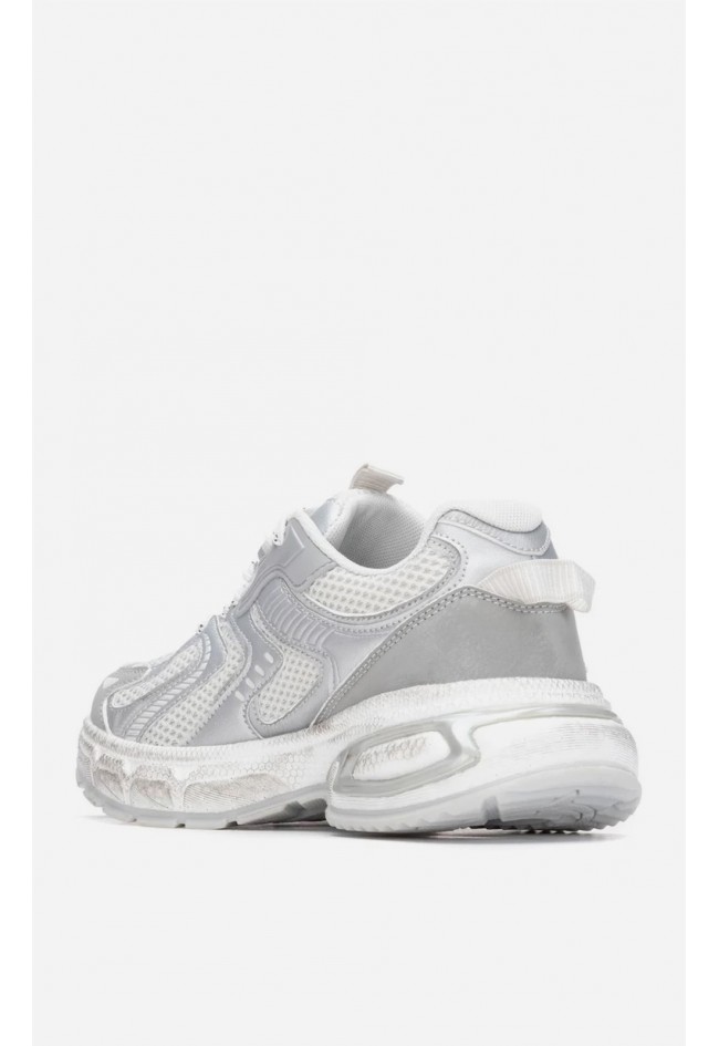 Zapatillas XTI 14517103 de mujer con suela voluminosa y estilo deportivo urbano