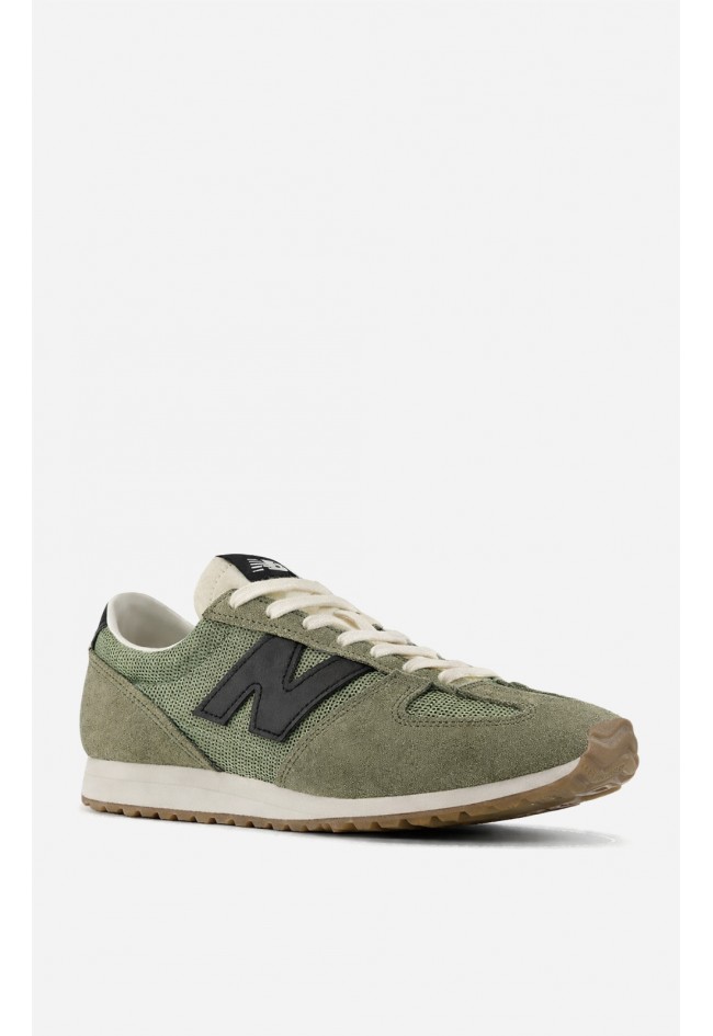Deportivo de mujer New Balance 471verde con estilo retro y confort diario