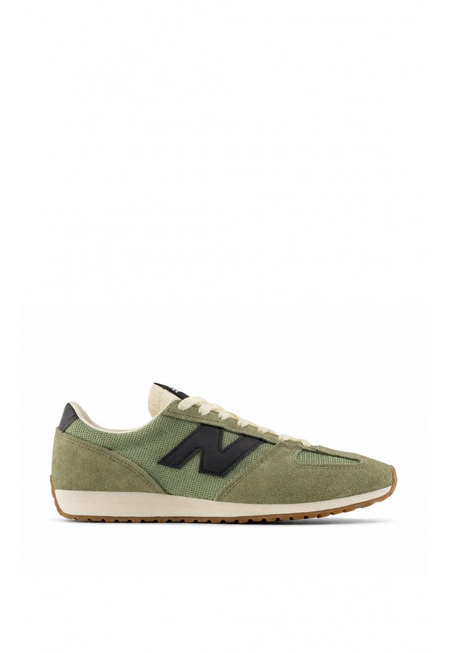 Deportivo de mujer New Balance 471verde con estilo retro y confort diario