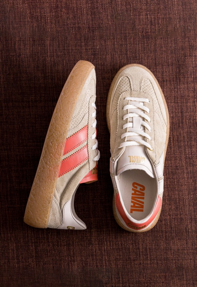 Zapatillas retro Caval Rocky Flame – sneakers vintage asimétricas con carácter urbano