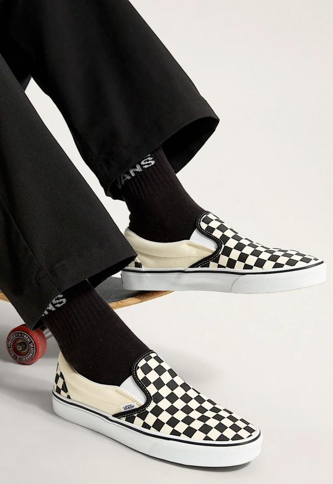 Vans Classic Slip-On Checkerboard Hombre – Estampado Icónico y Estilo Off The Wall
