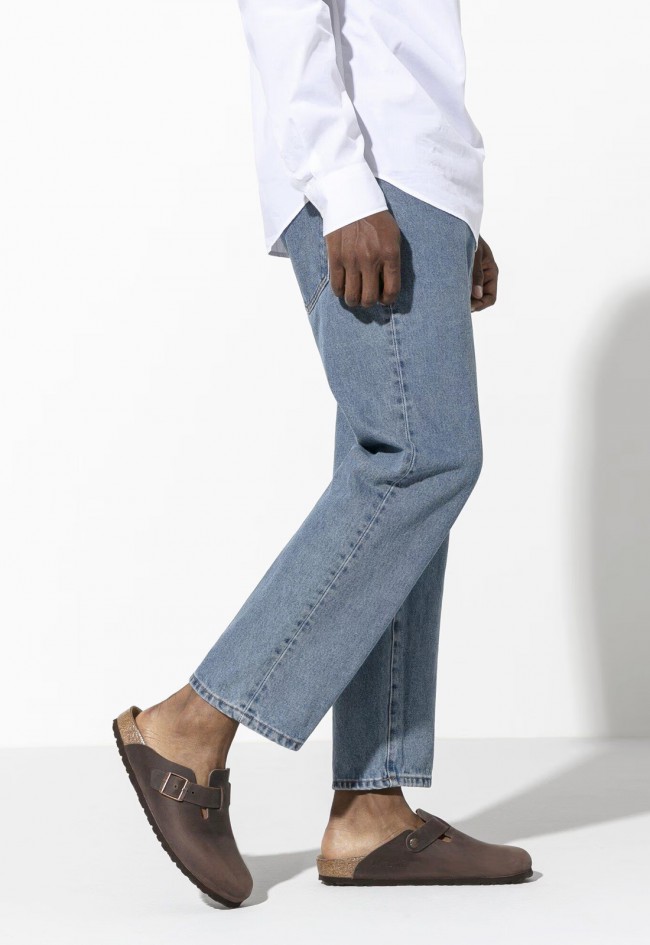 Zueco Birkenstock Boston Hombre en Piel Engrasada – Icono Casual con Confort Anatómico