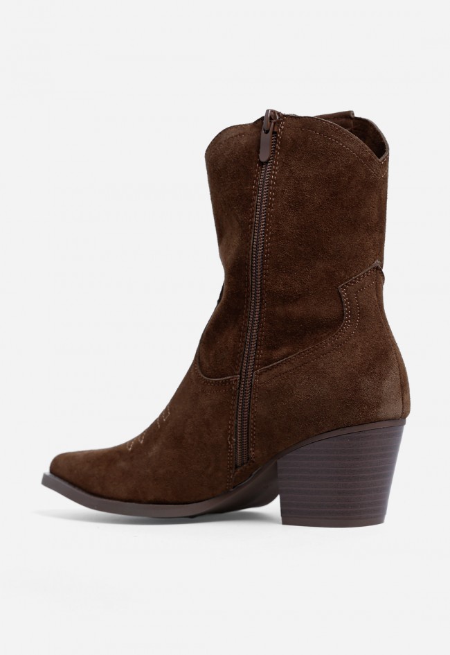 Botín Mujer Niko Amore 20192 Moka en Piel – Estilo Cowboy con Tacón Ancho
