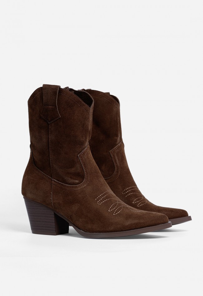 Botín Mujer Niko Amore 20192 Moka en Piel – Estilo Cowboy con Tacón Ancho
