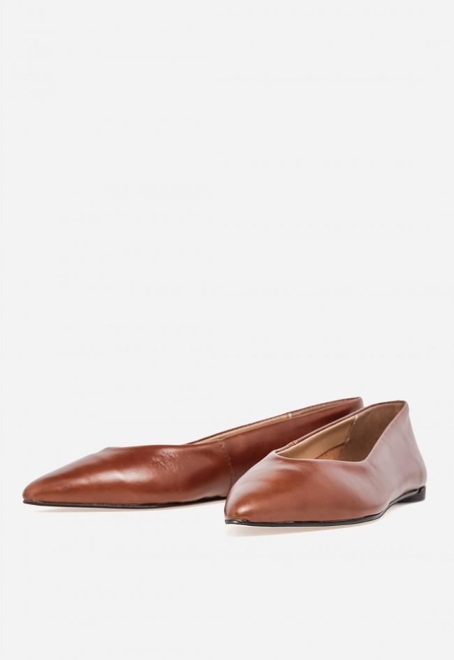 Bailarina de piel mujer VAS 8821 color cuero – Básica elegante y muy cómoda