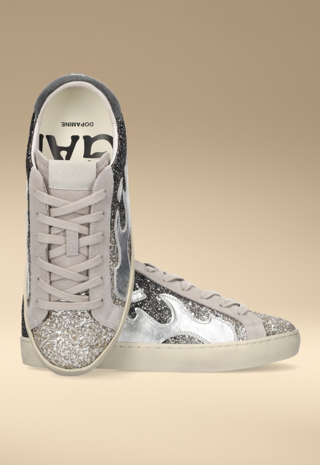 Zapatillas GAMIN Dopamine mujer glitter negro y plata – sneaker premium con llama plateada