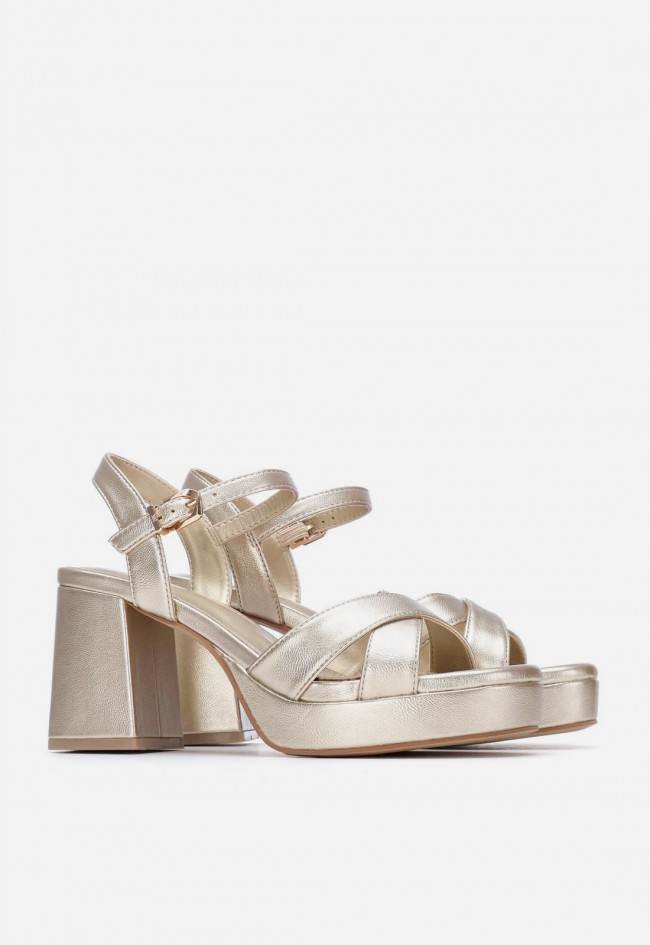 Sandalia Xti 14528806 dorada con tacón ancho y plataforma – sandalia mujer vegana