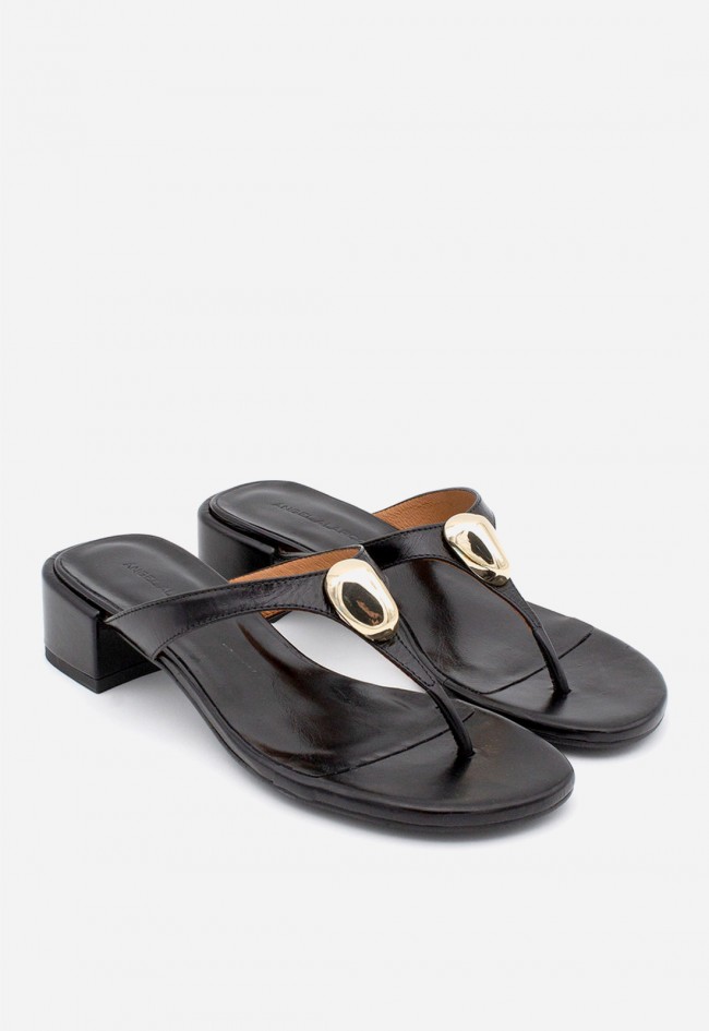 Sandalia Ángel Alarcón Zelma negra mujer – sandalia de dedo piel tacón bajo elegante