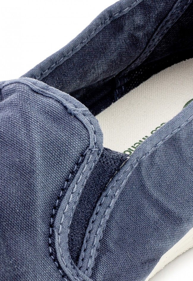 Zapatillas slip on Natural World Old Crabe azul de algodón orgánico, estilo casual sostenible