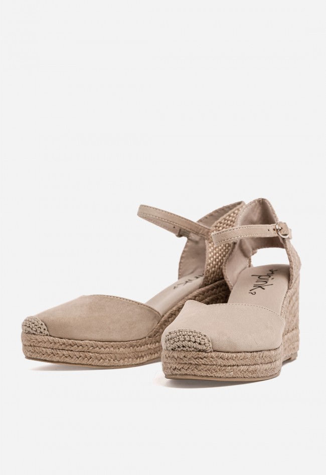 Alpargatas Why Pink M6345 de cuña en esparto color taupe, estilo casual verano mujer5