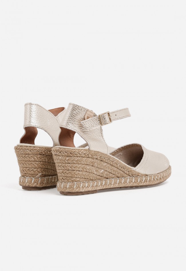 Alpargata cuña mujer Verbenas Malena oro – brillo elegante y confort natural