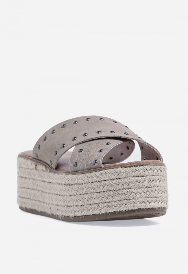 Sandalia plataforma VAS Bonna 27 taupe – estilo boho y comodidad en tendencia