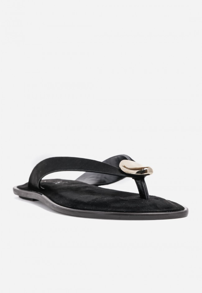 Sandalia de mujer Why Pink? M6445 negra con detalle metálico trendy