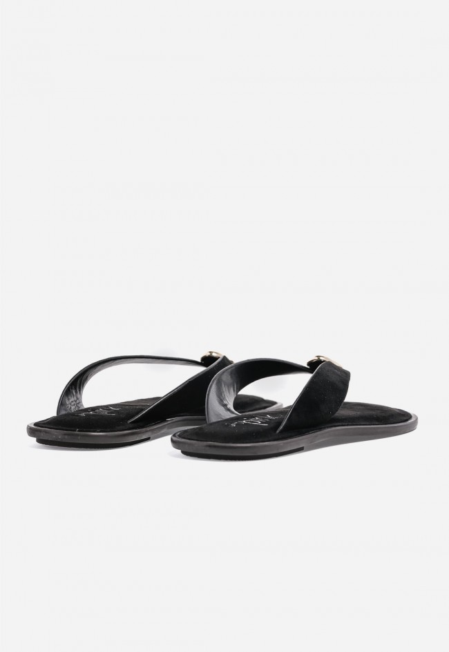 Sandalia de mujer Why Pink? M6445 negra con detalle metálico trendy