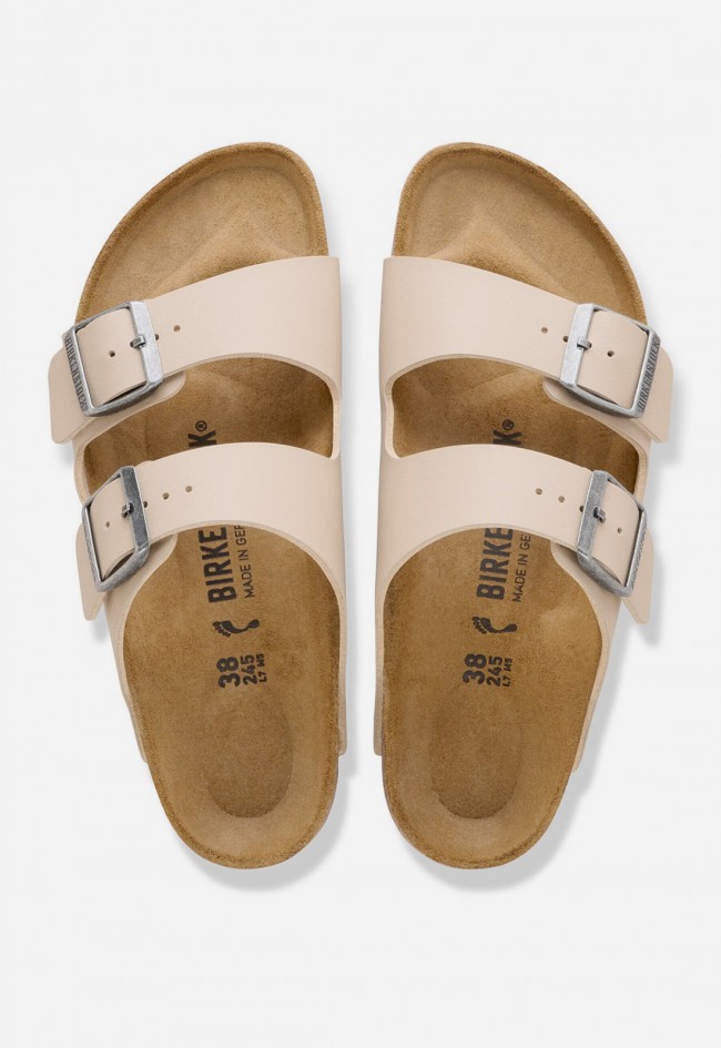 Sandalias Birkenstock Arizona Birko-Flor beige: icono comfy minimalista para un verano effortless