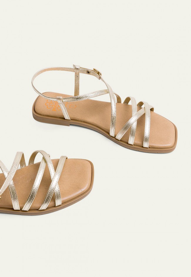 Sandalias planas doradas de piel Porronet Bonnie: elegancia cómoda para todos tus looks
