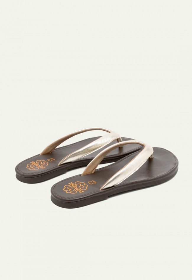 Sandalias de dedo doradas de piel Porronet Amber: el básico chic y cómodo del verano