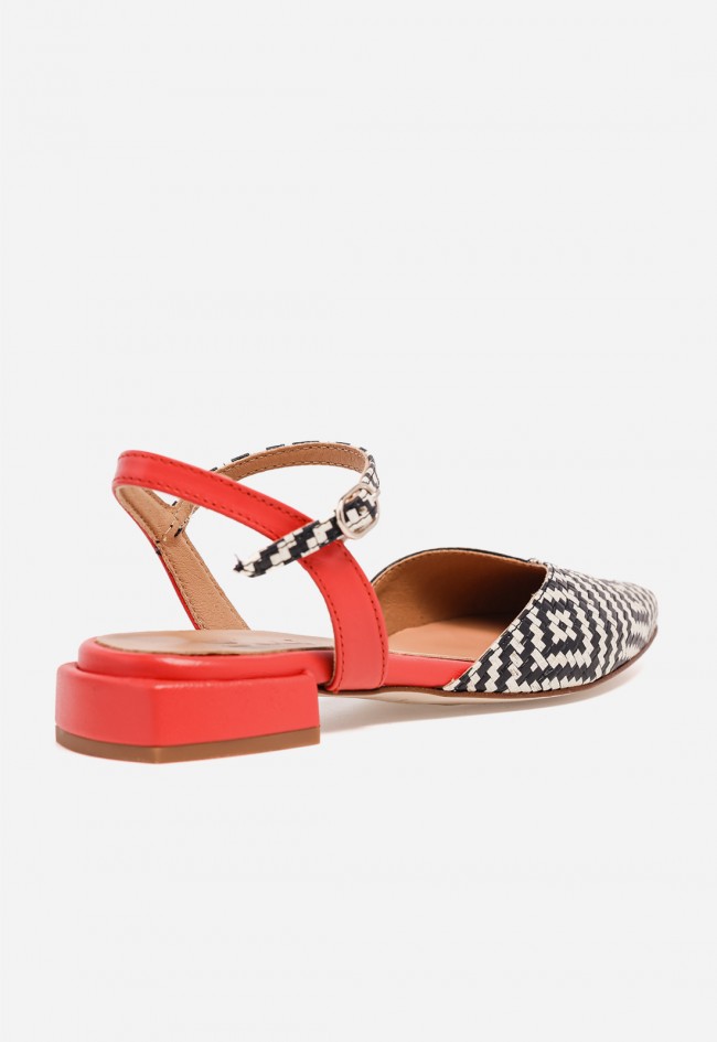 Zapato destalonado de piel GLO Duck – diseño trendy bicolor y estilo femenino