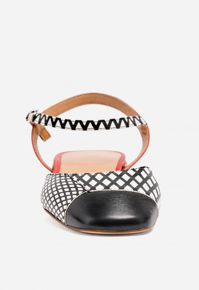 Zapato destalonado de piel GLO Yohana Hell – diseño geométrico trendy y estilo femenino